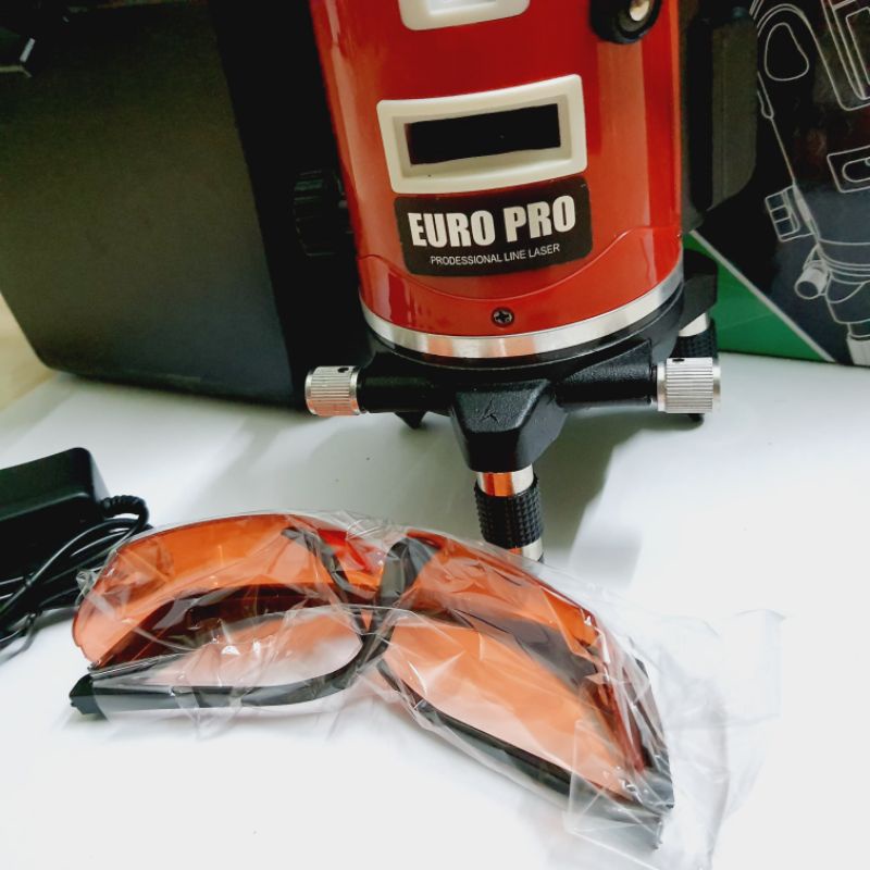 Máy bắn cốt 5 tia đỏ Euro pro 💝  máy đánh cân bằng laze siêu sáng thế hệ mới đã kèm pin sạc như hình