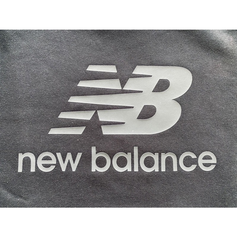 Áo khoác nỉ nam New Balance