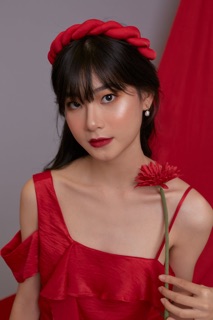 mấn xoắn cô dâu
