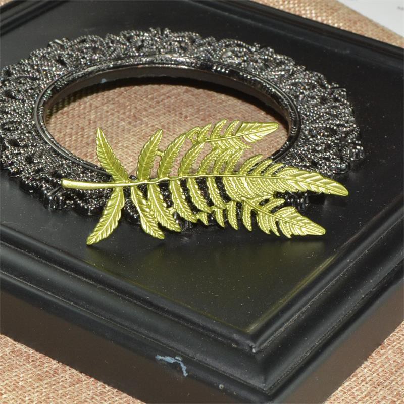 Cài áo thời trang lá cây dương sỉ xanh GC211