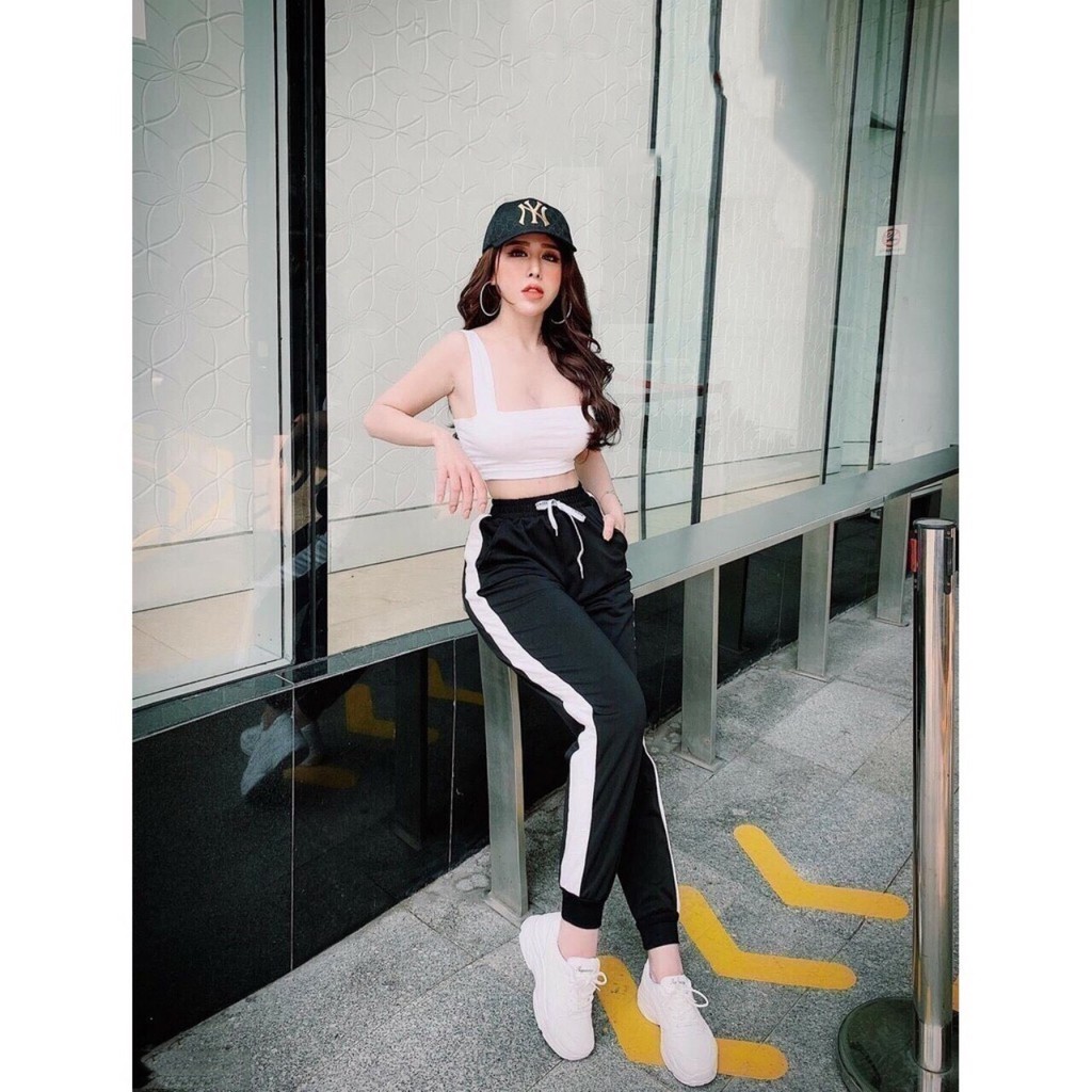 Set thể thao phối Áo 2 dây croptop bảng to U1508