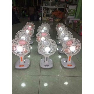 Quạt tích điện nhỡ lồng quạt 20cm , tích điện 4 tiếng