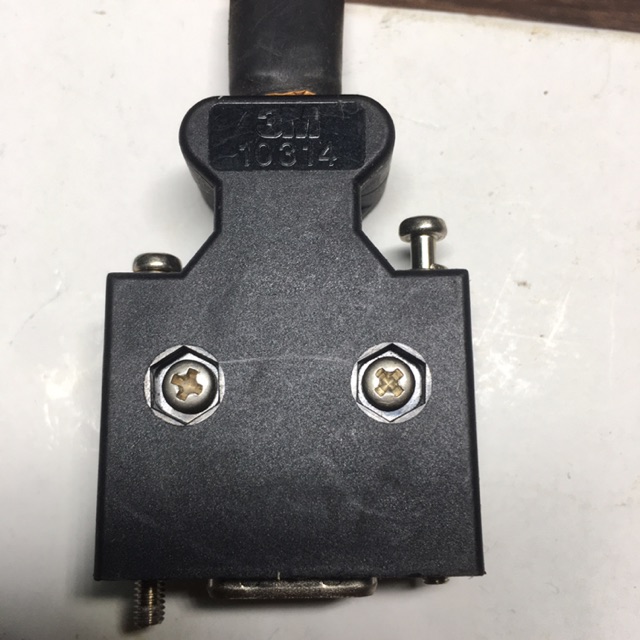 Jack 14 chân dùng làm jack kết nối máy tính cho servo Yaskawa sigma2