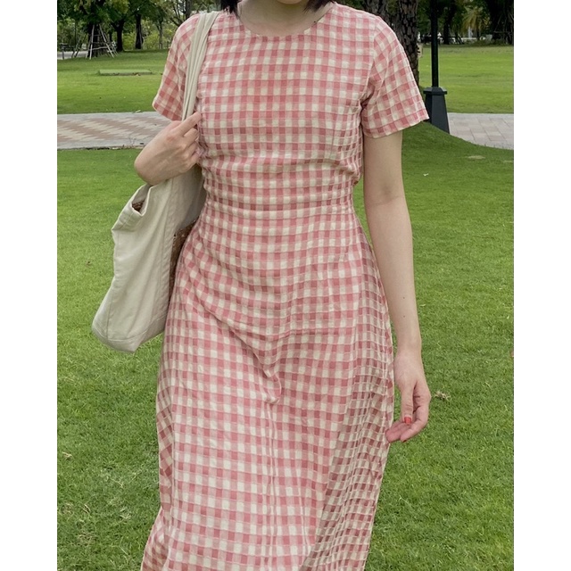 CHIE - Đầm caro cotton dáng dài chiết eo - osu