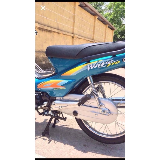 Tem wave nhỏ đời đầu xe xanh