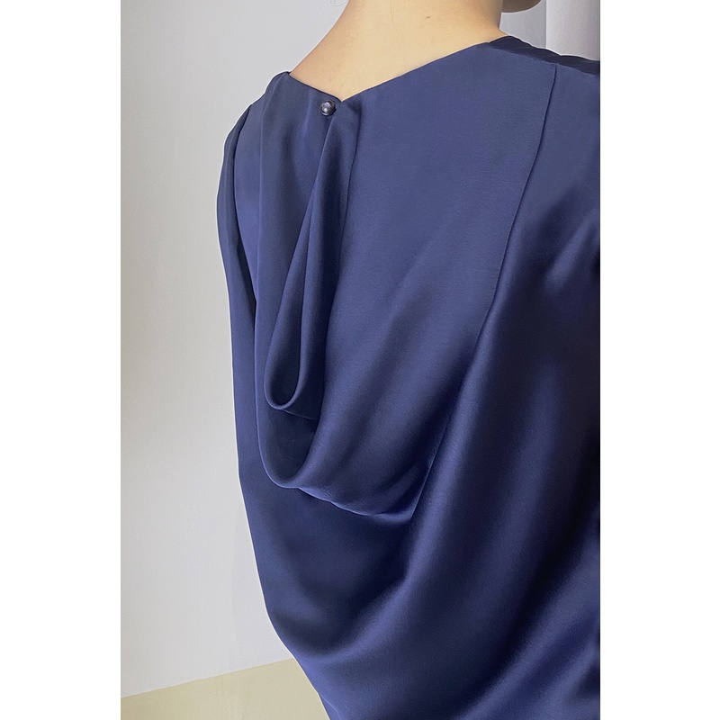 Graphé - ELISE top / Áo kiểu tay lửng chi tiết lưng cổ đổ