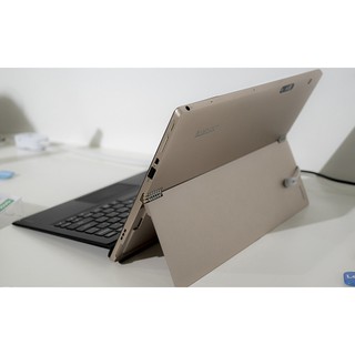 Máy tính bảng Lenovo Miix 700