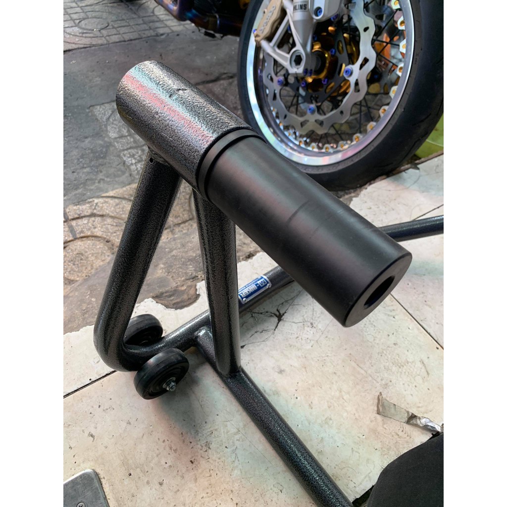 Ben nâng xe pkl Mô Tô dòng xe 1 gấp R9T , Streetfighter Ducati , chống nâng xe bánh sau chính hãng M-Bike