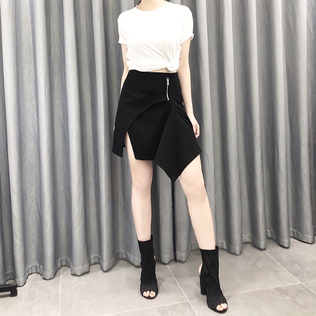 Chân váy bèo xẻ thiết kế