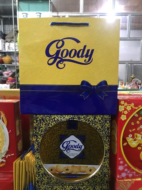 Bánh hỗn hợp hộp thiếc Goody 681g