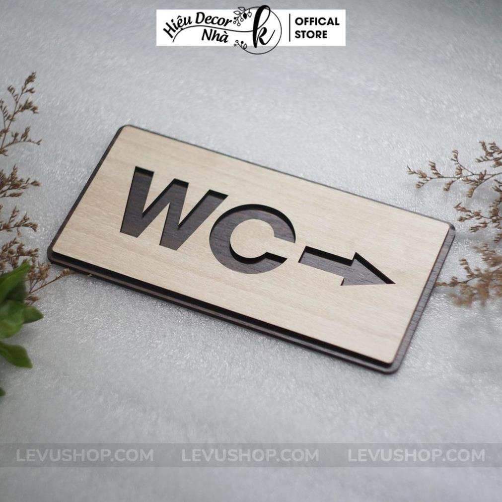 Bảng gỗ WC dán tường có mũi tên chỉ hướng nhà vệ sinh HiệuNhàK-TL06 - Hiệu Nhà K