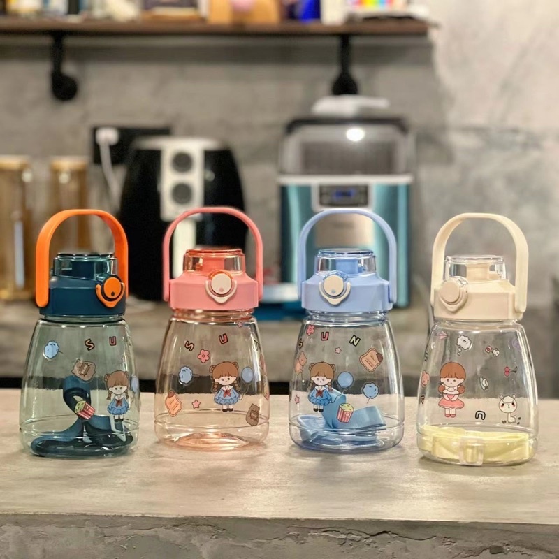 Bình Đựng Nước Uống Cho Bé Có Ống Hút Bằng Nhựa 1,1 Lít Kèm Dây Và Có Quai Sách