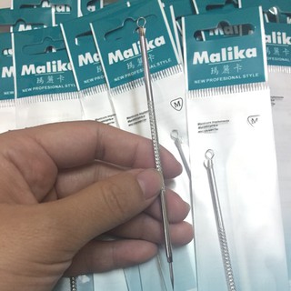 Com bo 10 que nặn mụn makila