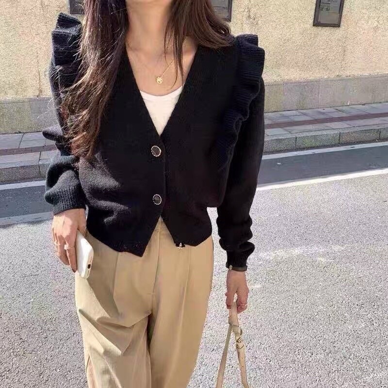 Áo cardigan len cổ bèo nữ tính
