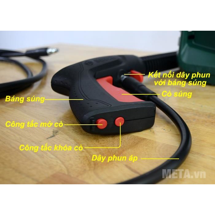 Máy rửa xe Bosch EasyAquatak 110