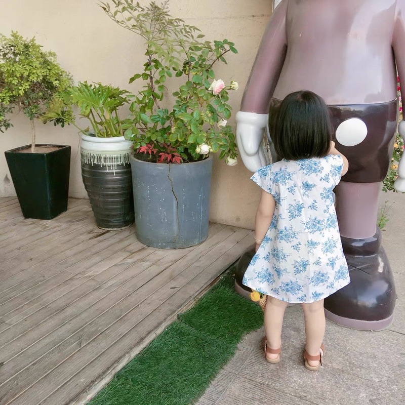 Sườn xám cho bé gái ,hoa nhí hàng Quảng Châu CAO CẤP ,thắt nơ xinh xắn dễ thương,dáng cách tân cúc thắt nơ sang xịn