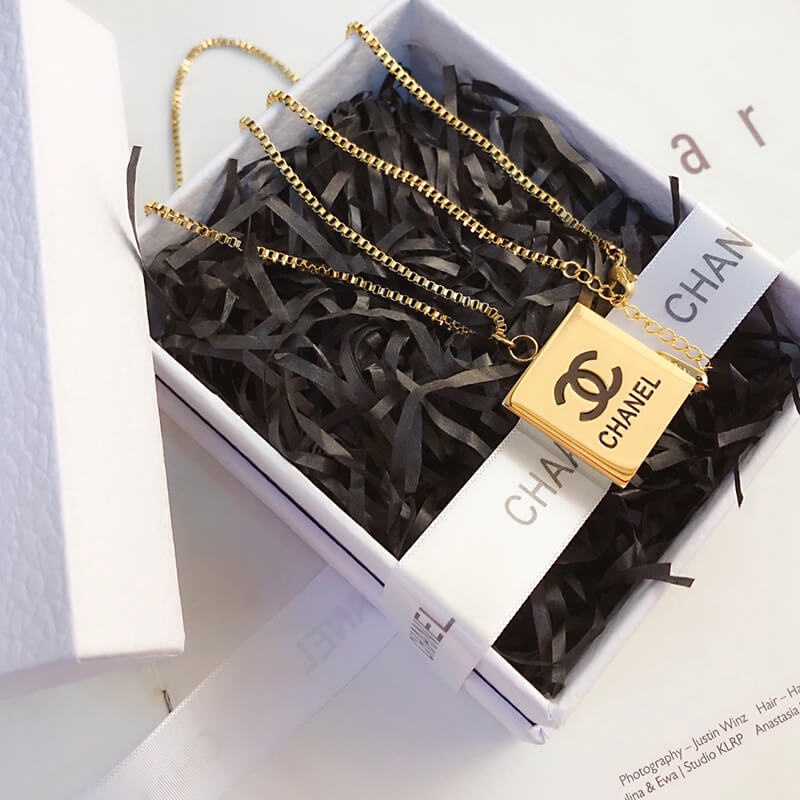 Vòng cổ Bằng Thép Titan Dài Trung Bình Sang Trọng Đơn Giản Dành Cho Nữ