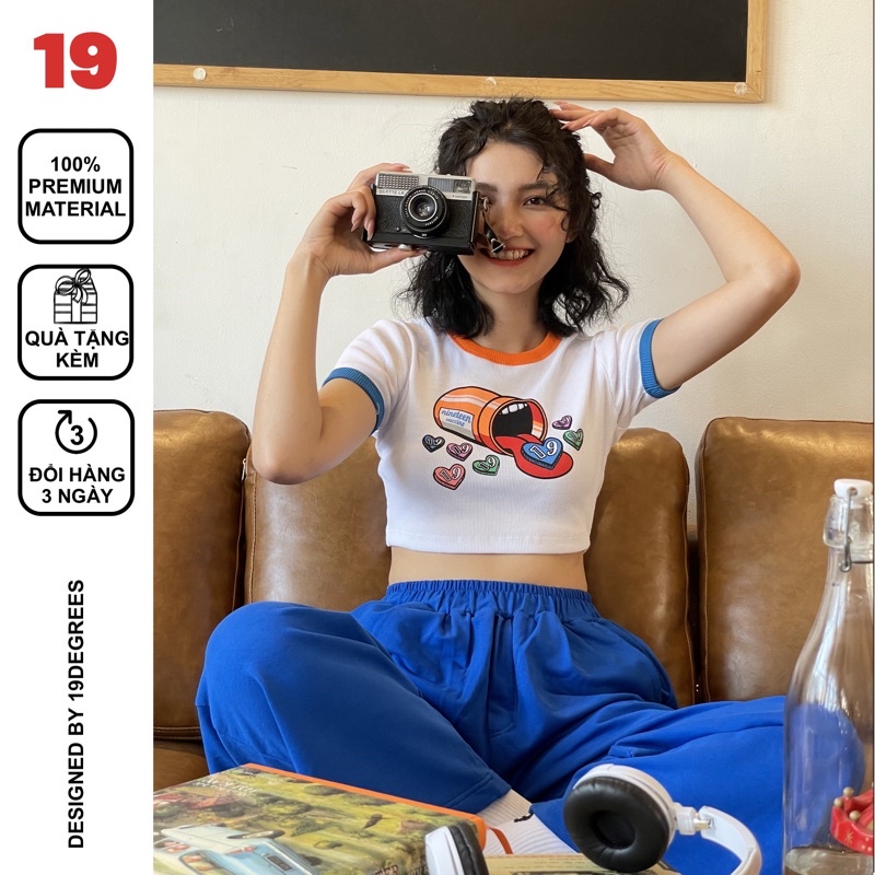 Croptop Pills (Áo Croptop Có Tay Pills) // 19 DEGREES