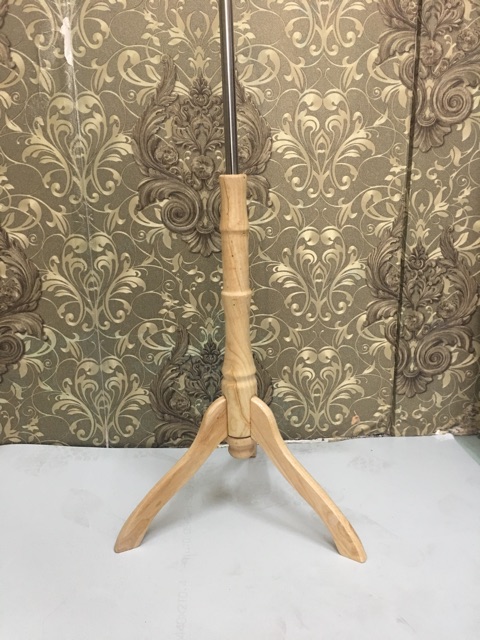 Chân gỗ manocanh xịn sò chắc chắn (kèm cây inox và pát tăng)