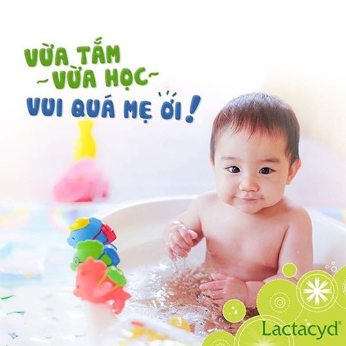 Lactacyd Milky chai 250ml và 500 ml-Sữa tắm ngăn ngừa rôm sảy cho bé, giải pháp bảo vệ kép cho làn da bé