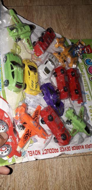 Sét 12 mô hình xe cứu hỏa và máy bay bằng nhựa chạy chớn