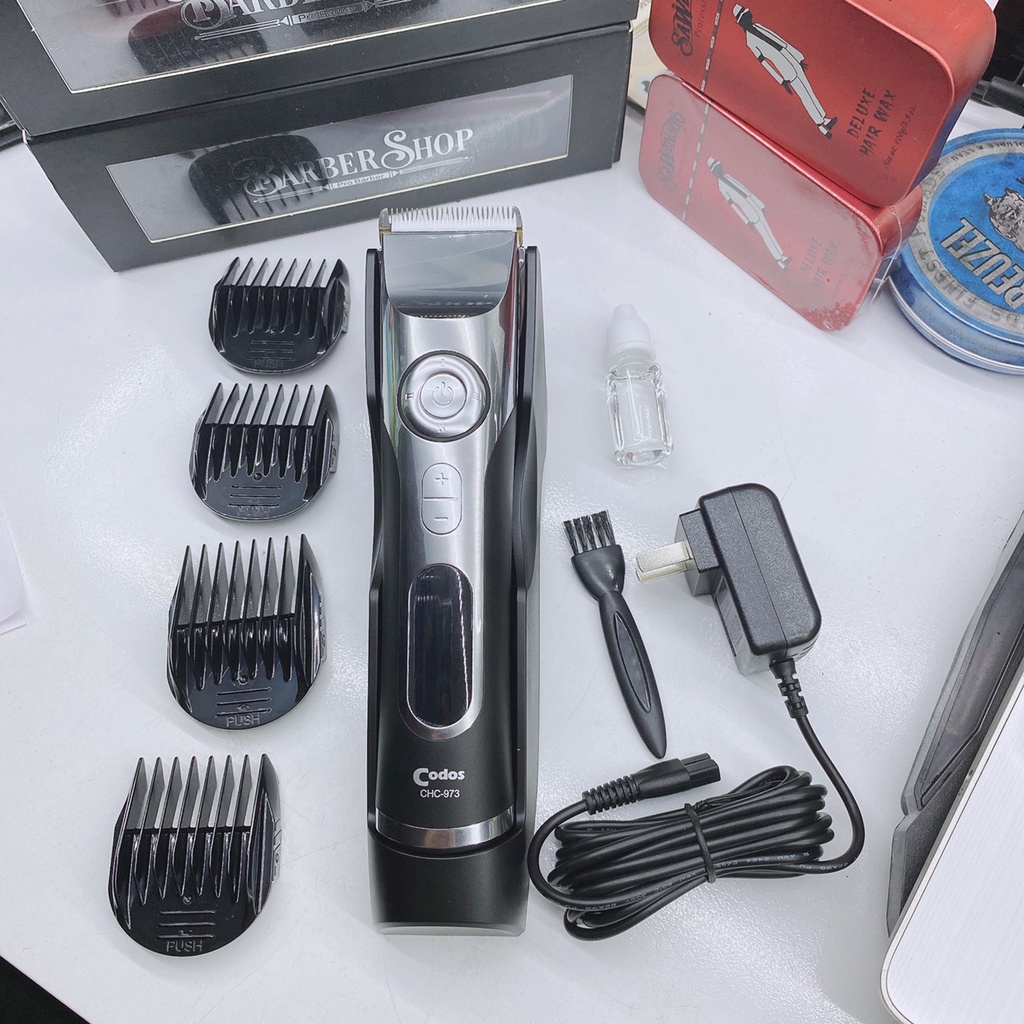 Tông đơ Codos CHC-973 có đèn báo pin,Có tăng giảm tốc độ (bảo hành 6 tháng)