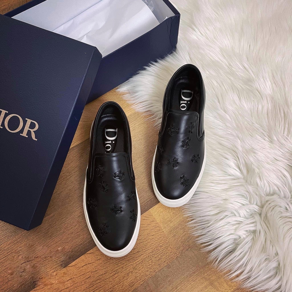 Giày Slipon Dior classic da bò thêu ong fullbox