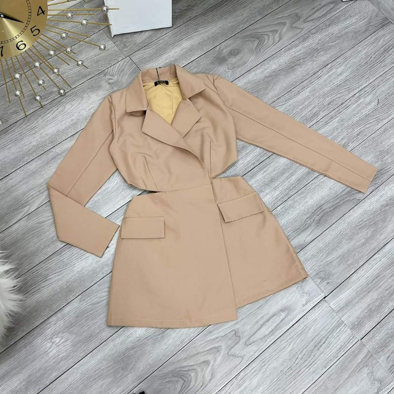 Đầm vest khoét eo tay dài