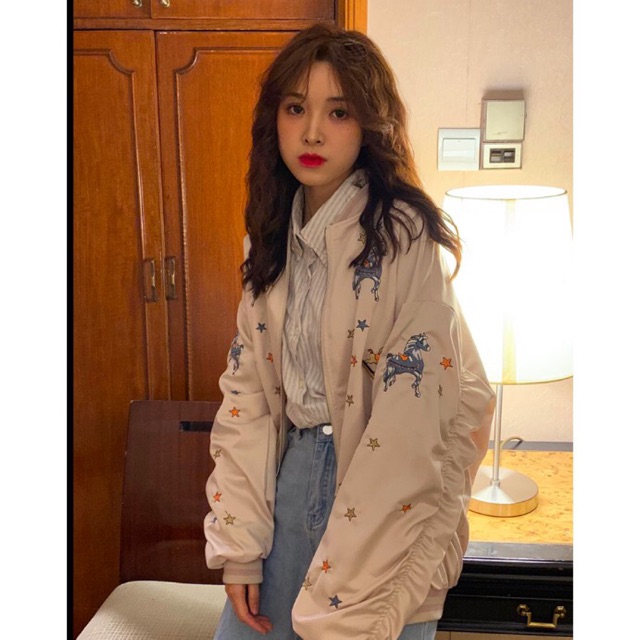 SẴN | ÁO KHOÁC ULZZANG TAY BỒNG BÈO NHÚN BOMBER NỮ THÊU HÌNH NGỰA | BigBuy360 - bigbuy360.vn
