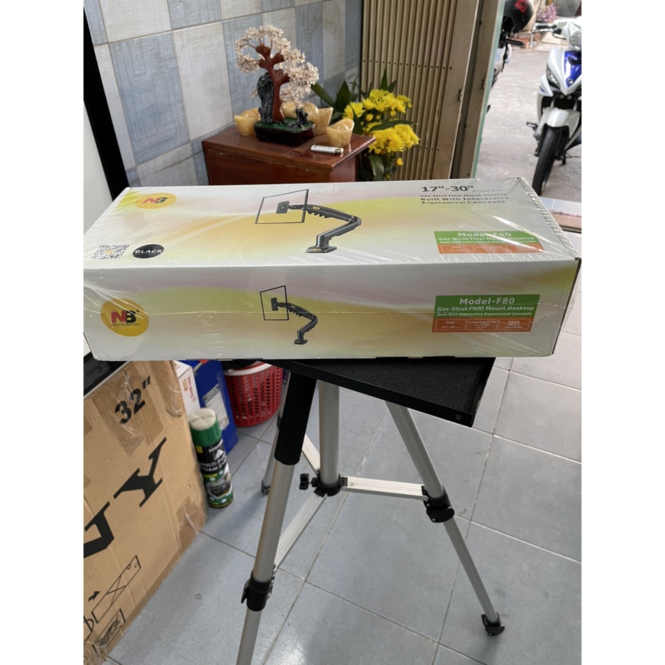 Giá treo LCD NB F80 17-27 inch hàng nhập khẩu chính hãng, giá rẻ nhất