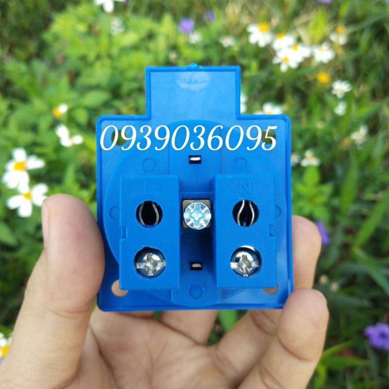 Combo Ổ cắm công nghiệp có nắp 1 Pha PCE Schuko - 16A - IP54 và Phích cắm điện chống nước IP44