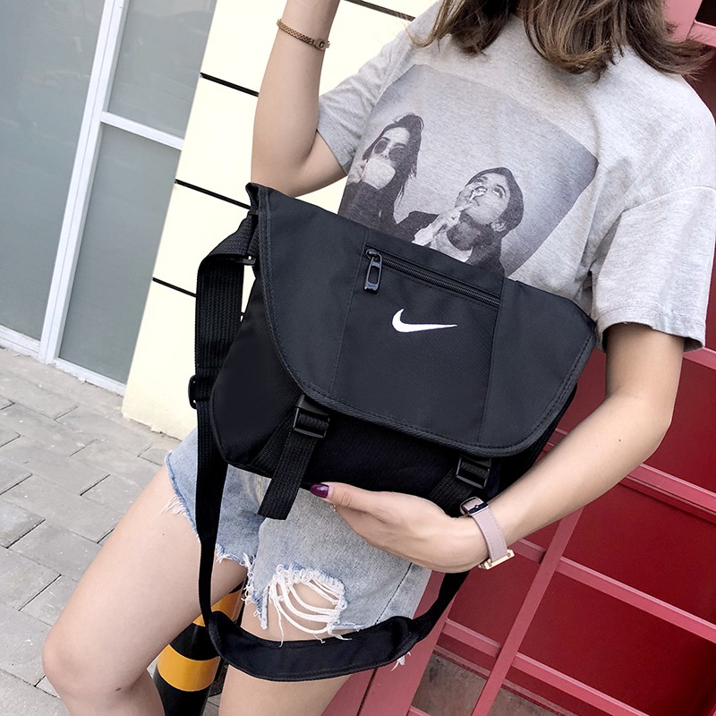 Túi đeo chéo canvas họa tiết Nike thể thao thời trang