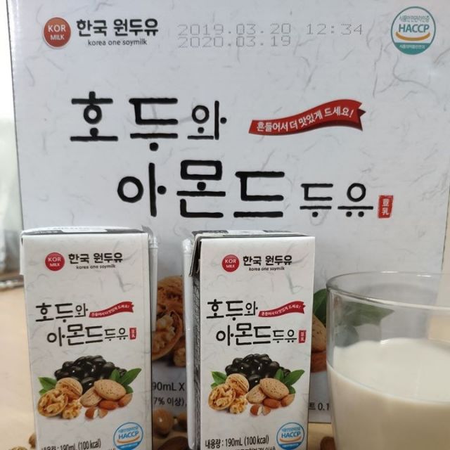 Sữa óc chó hạnh nhân Hàn Quốc 1 thùng
