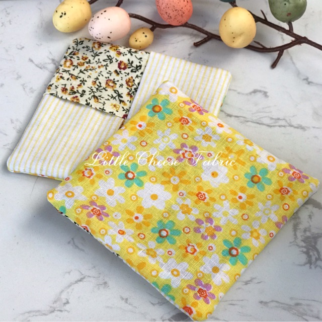 (Giá lấy tương tác) Little Cheese Fabric - Lót ly handmade bằng vải cotton tông vàng