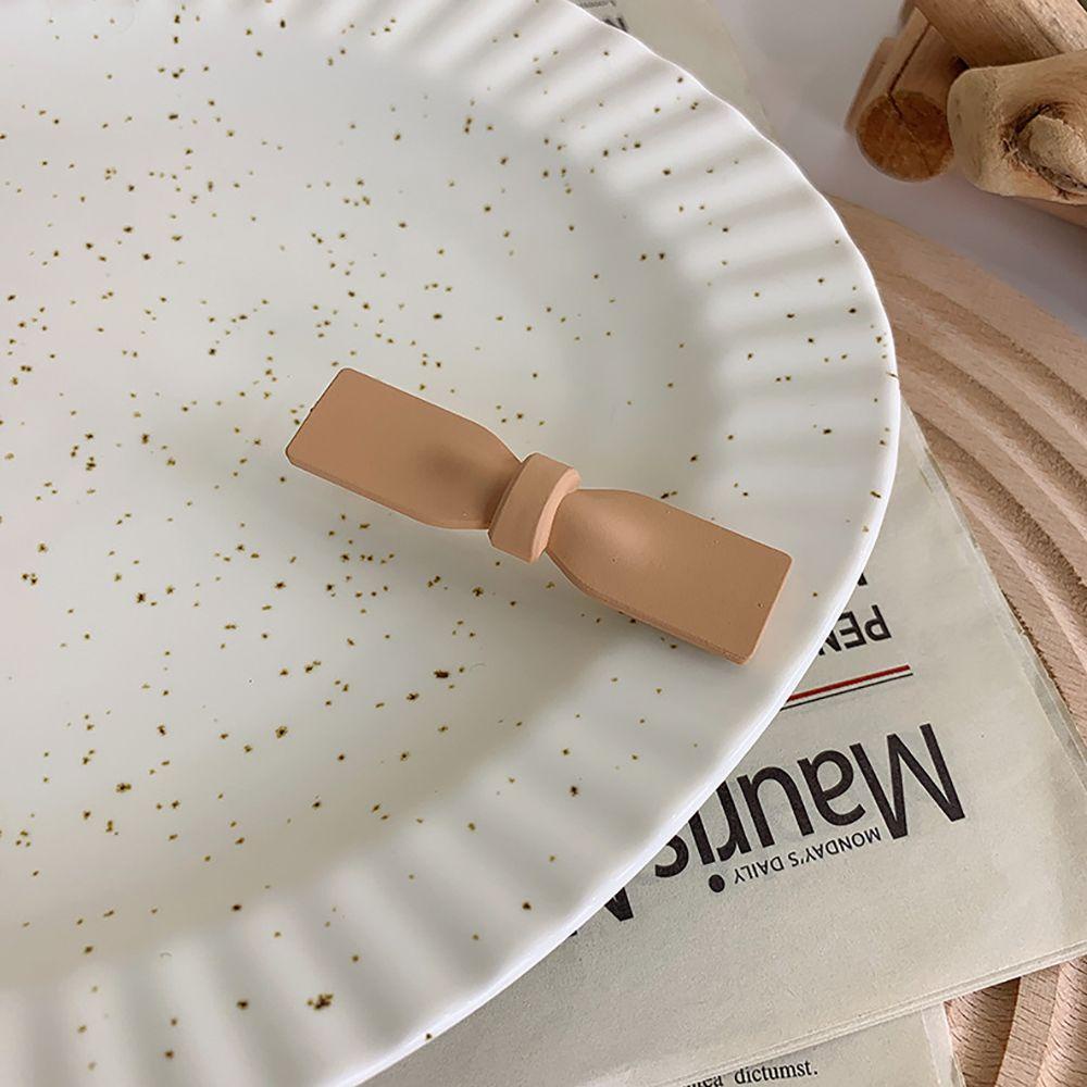 Kẹp Tóc Hình Nơ Bằng Acrylic Đơn Giản Cho Nữ