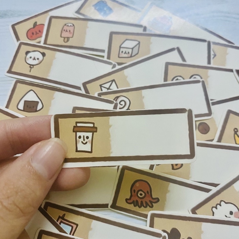 Sticker tem ghi tên dán trang trí laptop, máy tính bỏ túi, vali, điện thoại, đàn ghita, hộp bút