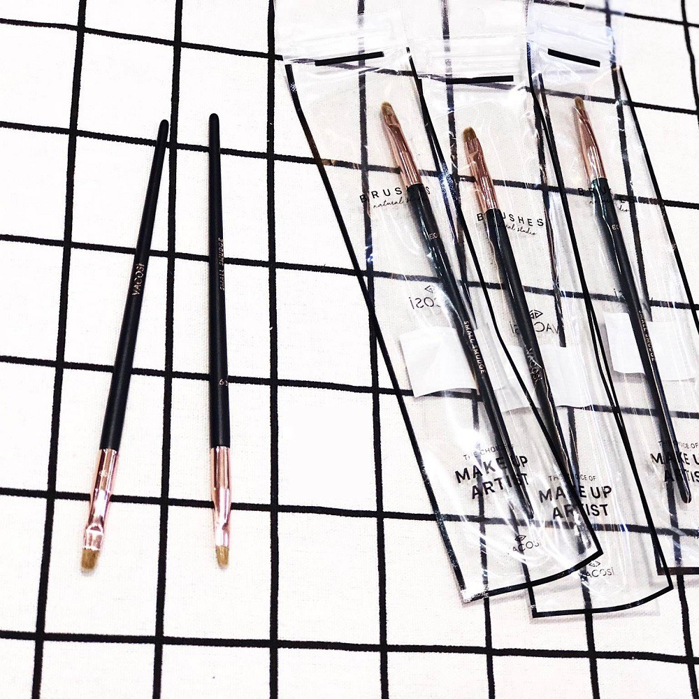 Cọ Nhấn Đuôi Mắt Vacosi E09 Smudge Pro Brush cọ trang điểm chuyên dụng cho mắt