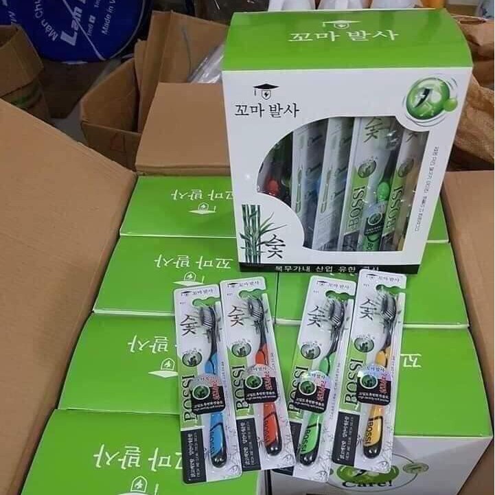 Hộp 30 chiếc bàn chải than tre Bossi 921