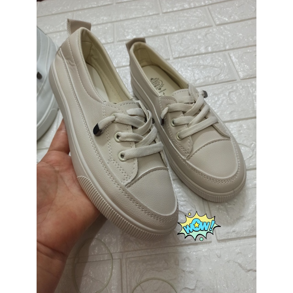 GIÀY SLIPON NỮ BA KHUY MẪU MỚI SIÊU HOT hàng QC ( Loại 1 )