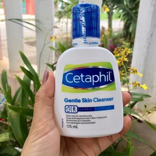 Sữa rửa mặt cetafil
