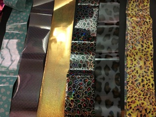Giấy foil dán móng