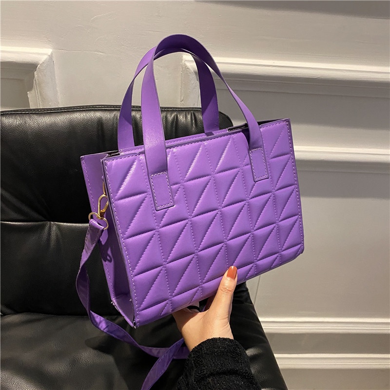 Túi đeo chéo màu trơn thời trang thu đông 2021