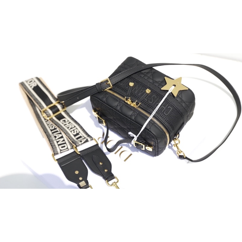 Túi Dior Vanity fullbox size 22cm kèm charm và khăn