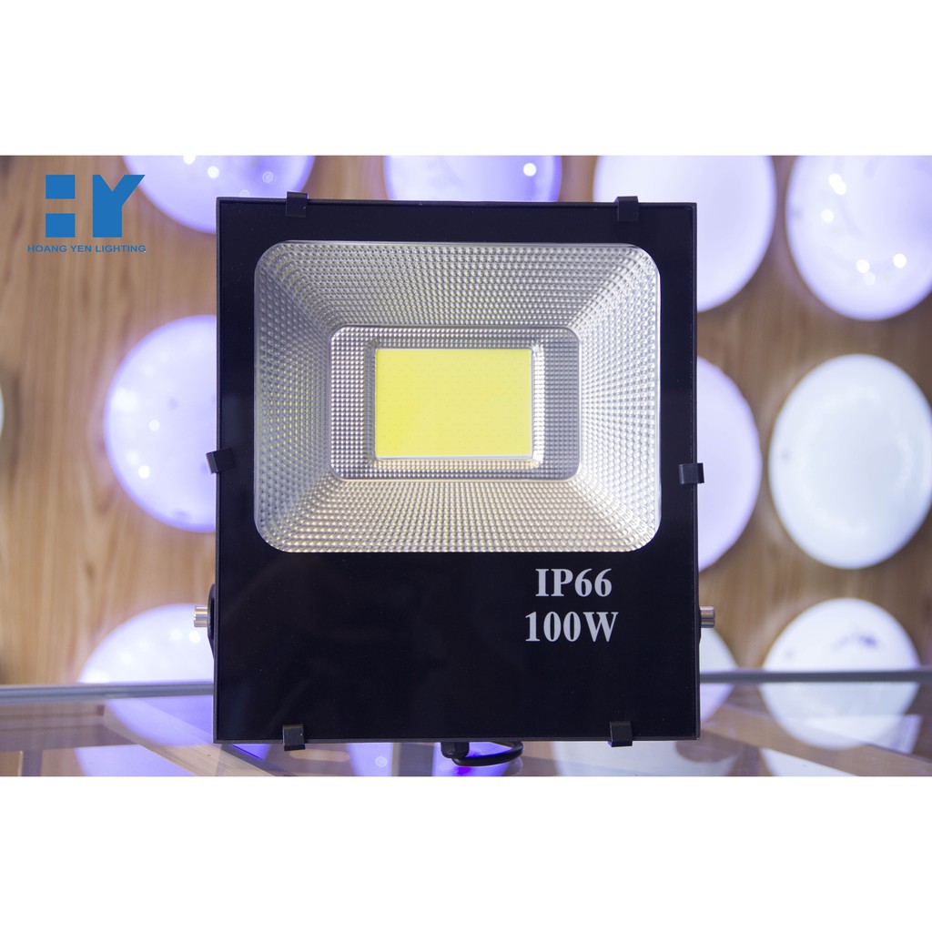 Đèn Pha Led 50w COB 5054 đủ công suất.