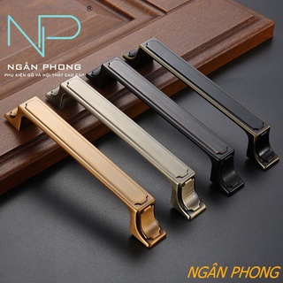 TAY NẮM TỦ-MẪU HK1