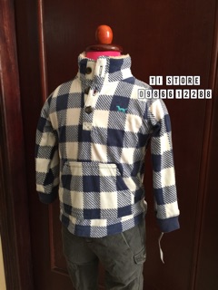Áo nỉ cổ lông Carter