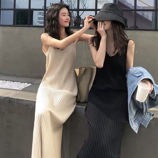 (Order) Đầm len gân hai dây dài bạn thân / Váy len nữ Quảng châu sang chảnh