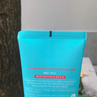 SỮA RỬA MẶT BAKING POWDER PORE CLEANSING FOAM