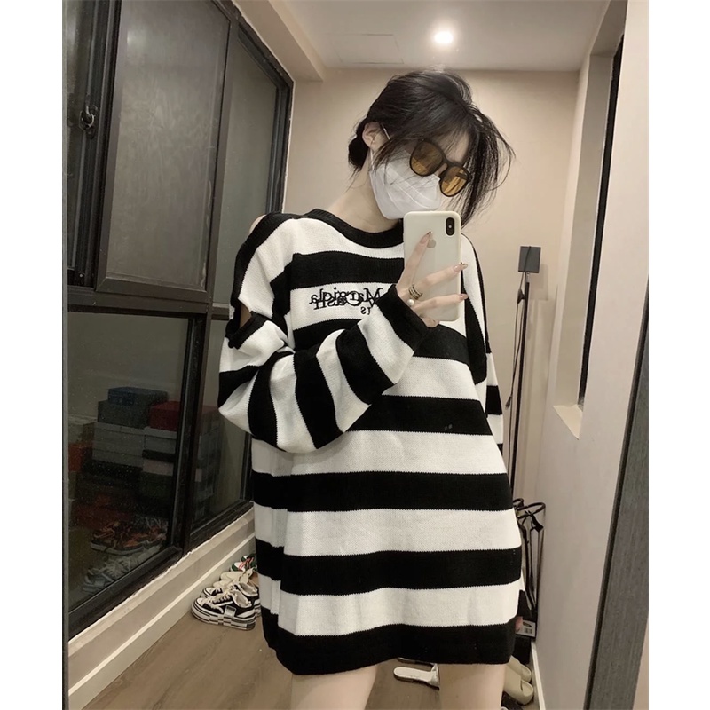 Áo sweater tay dài dáng rộng họa tiết kẻ sọc phong cách Hàn Quốc trẻ trung | BigBuy360 - bigbuy360.vn