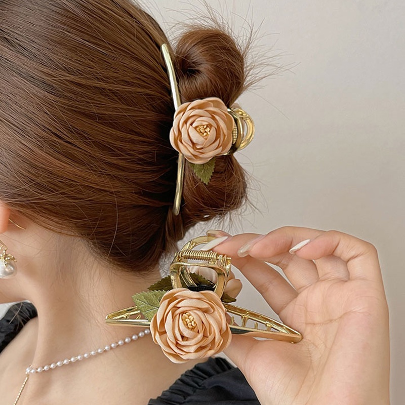 Kẹp tóc nữ hình hoa hồng ba chiều thanh lịch